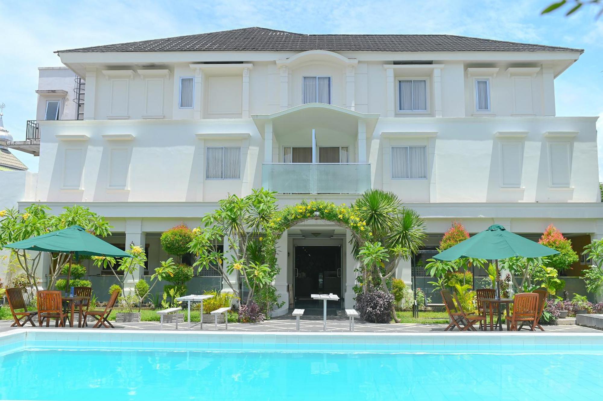 Kawana Hotel Padang  Dış mekan fotoğraf
